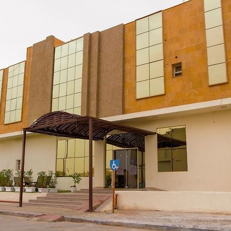 Areen Aparthotel Riyadh Bagian luar foto