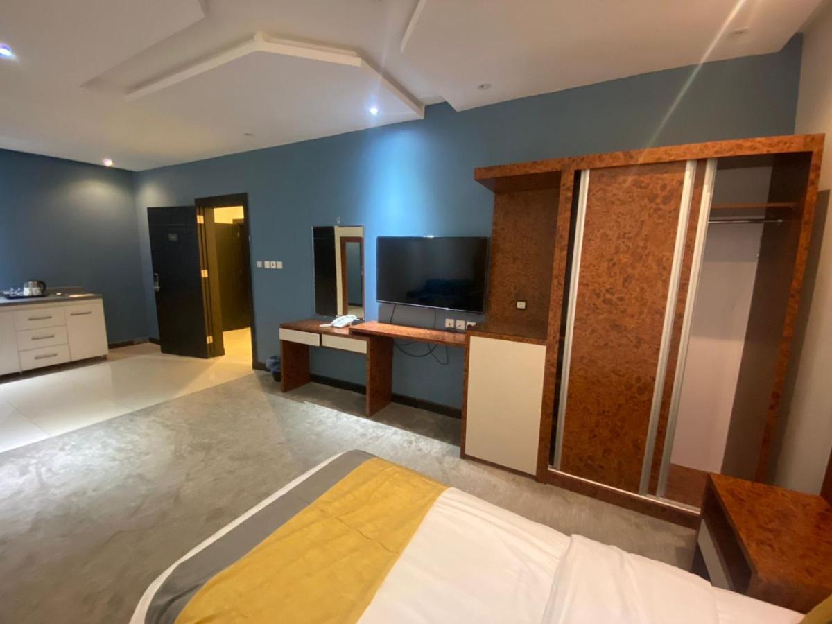 Areen Aparthotel Riyadh Bagian luar foto