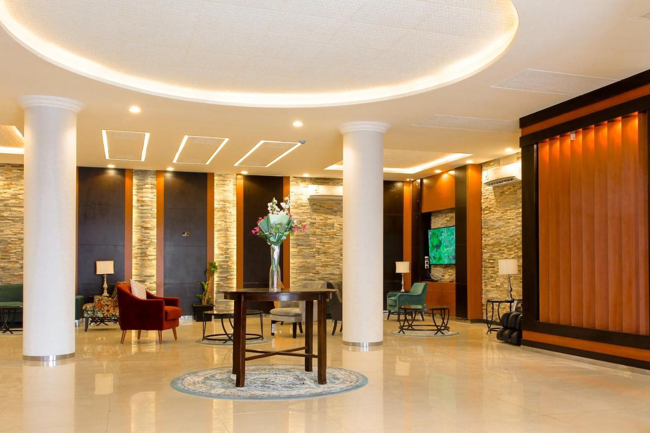 Areen Aparthotel Riyadh Bagian luar foto